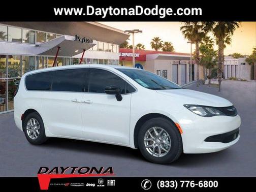 2026 Chrysler Voyager LX