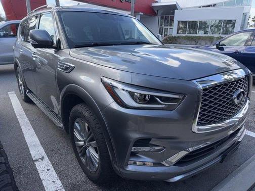 2021 INFINITI QX80 Luxe