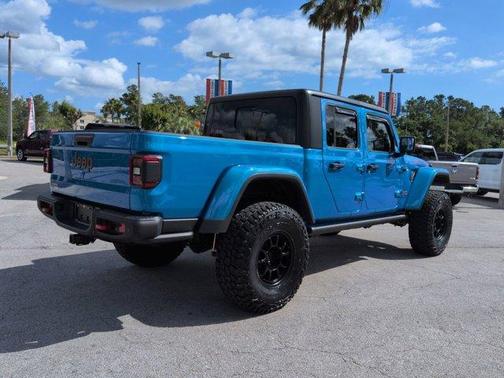 Hydro Blue Pearlcoat 2023 Jeep Gladiator Rubicon