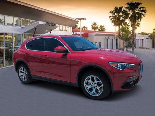 2021 Alfa Romeo Stelvio Base