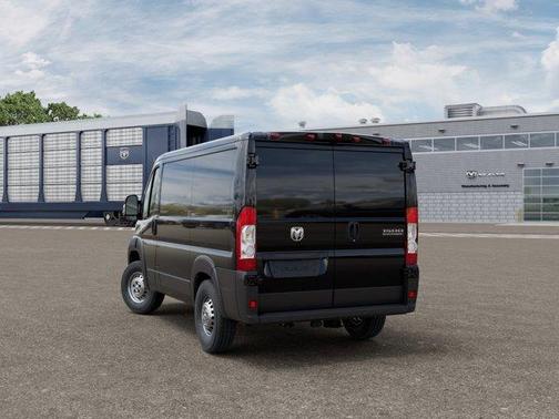 Black Clearcoat 2026 RAM ProMaster 1500 Low Roof