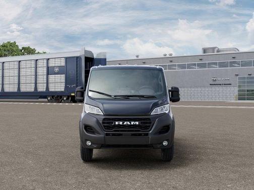 Black Clearcoat 2026 RAM ProMaster 1500 Low Roof