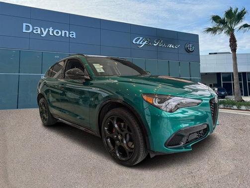 2025 Alfa Romeo Stelvio Base