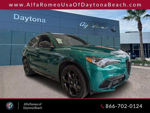 2025 Alfa Romeo Stelvio Base