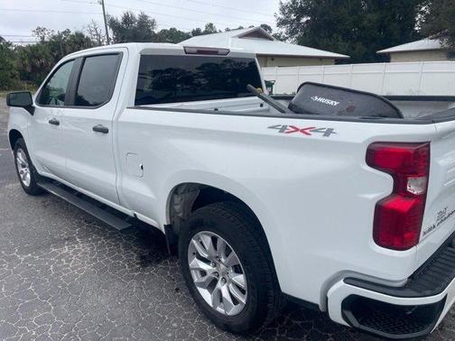 2022 Chevrolet Silverado 1500 Custom