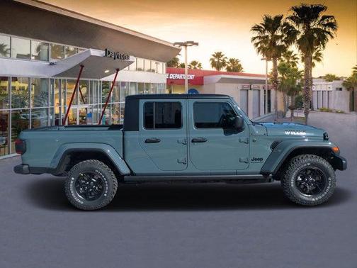 2026 Jeep Gladiator Sport