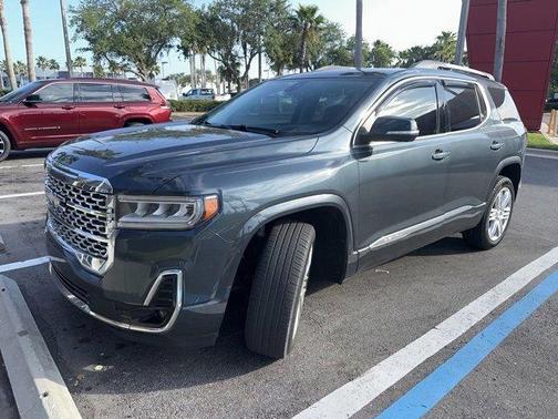 2020 GMC Acadia Denali