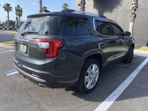 2020 GMC Acadia Denali