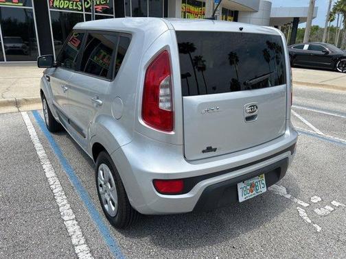 2013 Kia Soul Base