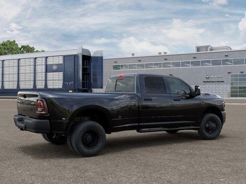 Diamond Black 2026 RAM 3500 Tradesman