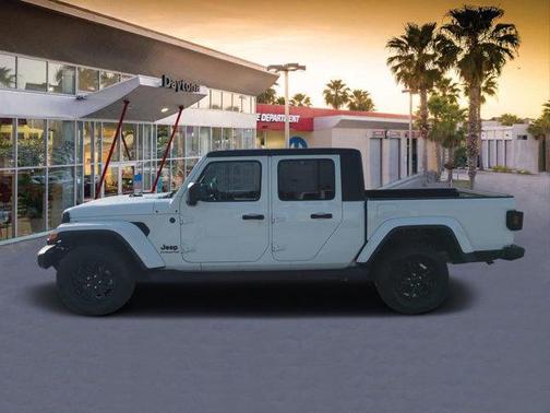 2022 Jeep Gladiator Sport