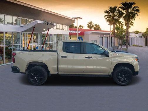 2022 Chevrolet Silverado 1500 Custom Trail Boss