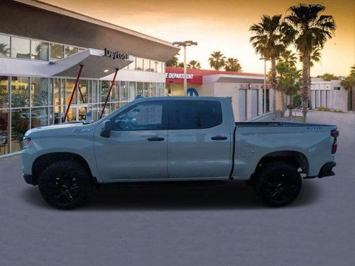 2022 Chevrolet Silverado 1500 Custom Trail Boss