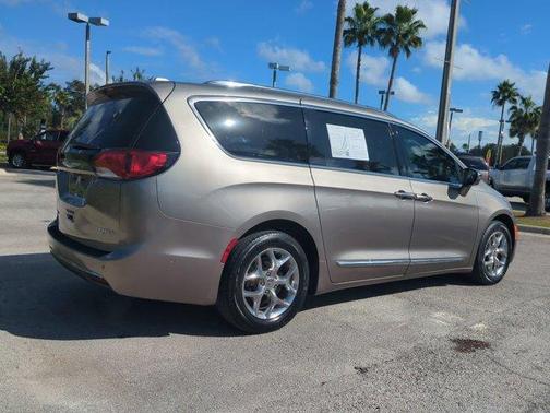 2017 Chrysler Pacifica Limited