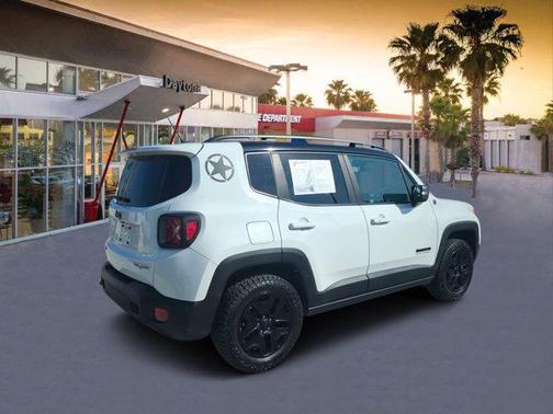 2017 Jeep Renegade Trailhawk