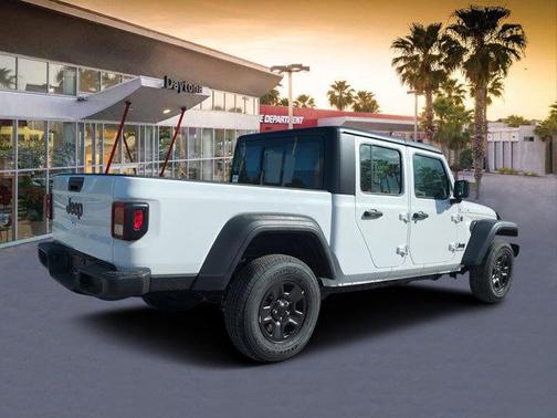 2025 Jeep Gladiator Sport