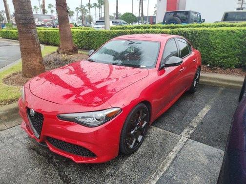 2019 Alfa Romeo Giulia Base