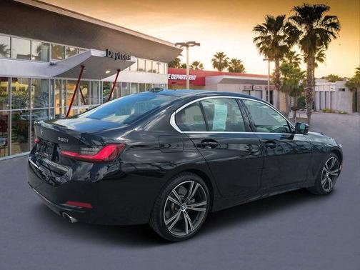2024 BMW 330 i