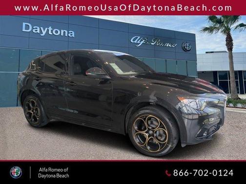 2025 Alfa Romeo Stelvio Base