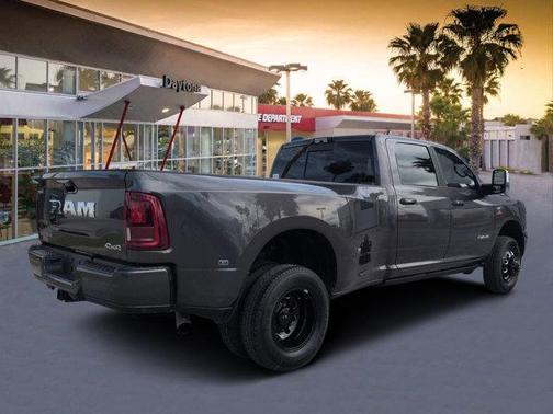 Crystal Metallic 2025 RAM 3500 Laramie