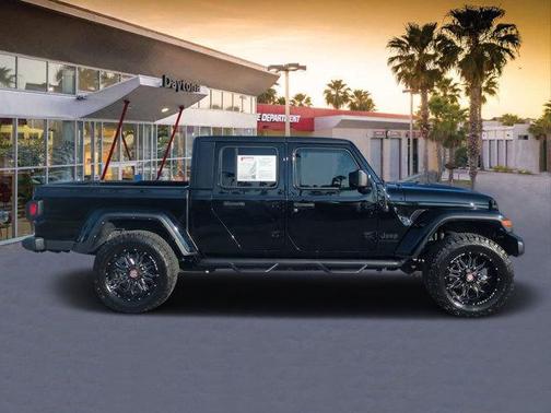2023 Jeep Gladiator Sport