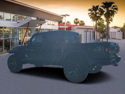 2022 Jeep Gladiator Overland