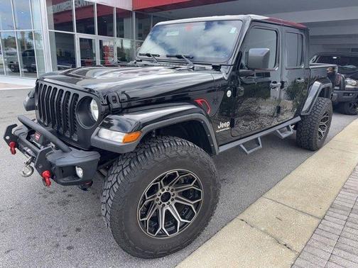 2022 Jeep Gladiator Overland