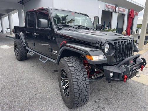 2022 Jeep Gladiator Overland