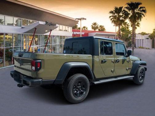 2025 Jeep Gladiator Sport