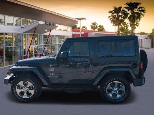 2018 Jeep Wrangler JK Sahara