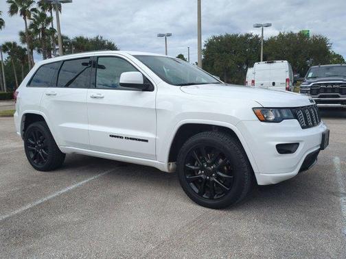 2018 Jeep Grand Cherokee Altitude