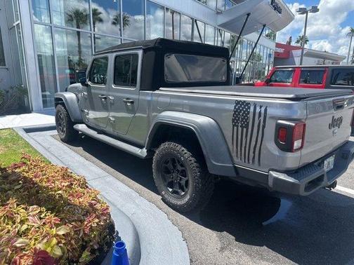 2020 Jeep Gladiator Sport
