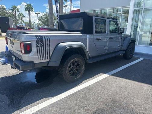 2020 Jeep Gladiator Sport