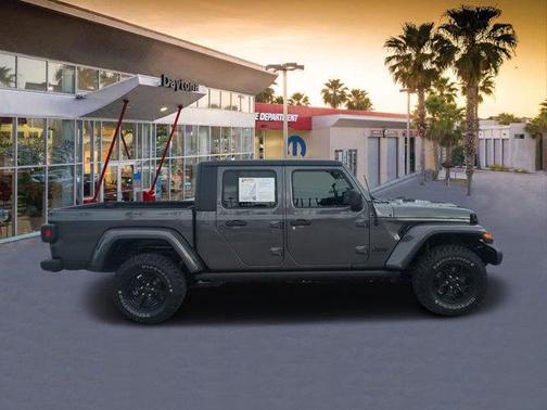2022 Jeep Gladiator Sport