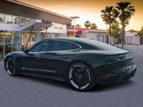 2021 Porsche Taycan Turbo S