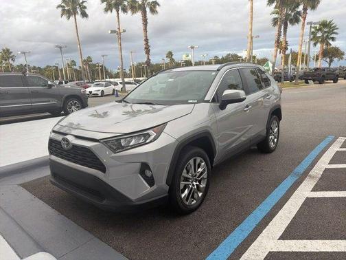 2021 Toyota RAV4 XLE Premium