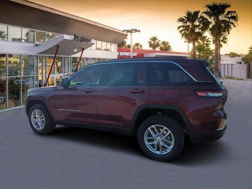 2025 Jeep Grand Cherokee Laredo X