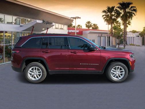 2025 Jeep Grand Cherokee Laredo X