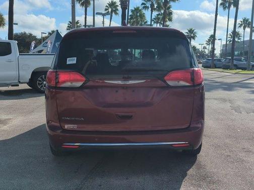 2019 Chrysler Pacifica Touring Plus