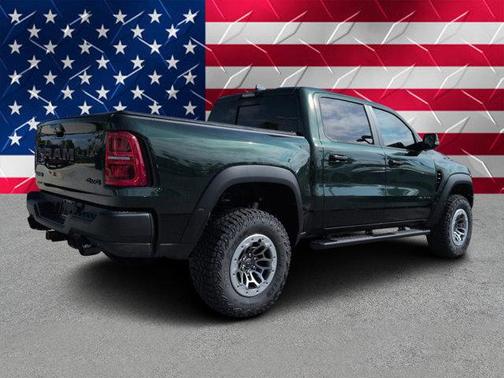 Serrano Red 2026 RAM 1500 RHO