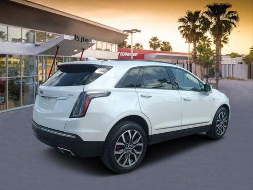 2022 Cadillac XT5 Sport