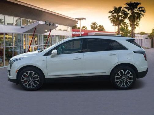 2022 Cadillac XT5 Sport