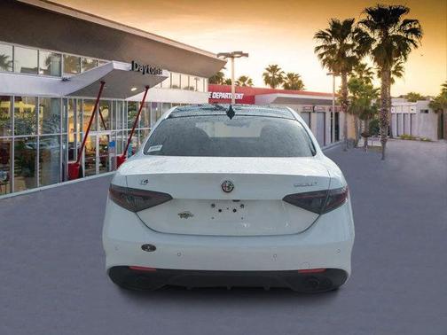 2024 Alfa Romeo Giulia Veloce