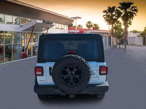 2022 Jeep Wrangler Sport