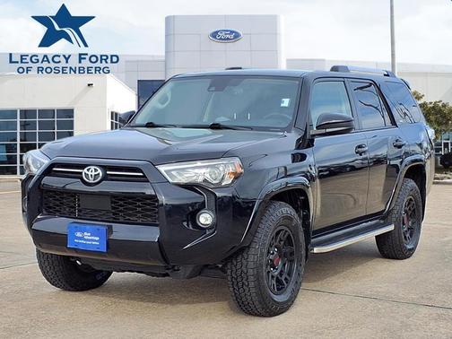 2022 Toyota 4Runner SR5