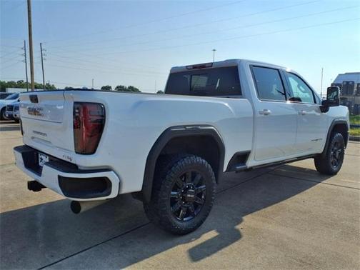 2024 GMC Sierra 2500 AT4