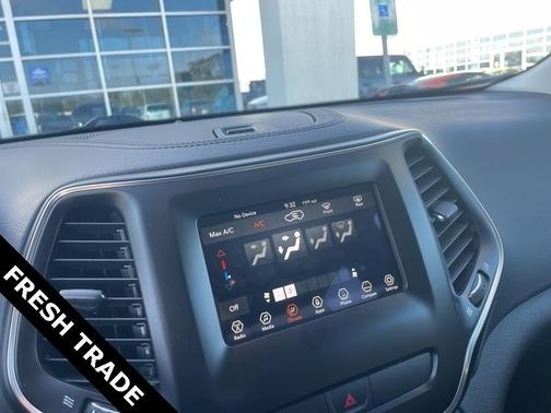 2020 Jeep Cherokee Latitude