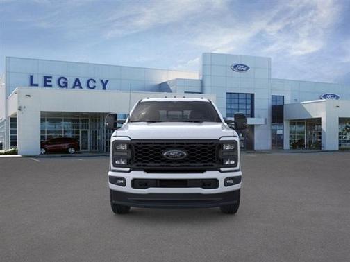 2025 Ford F-350 Lariat Super Duty