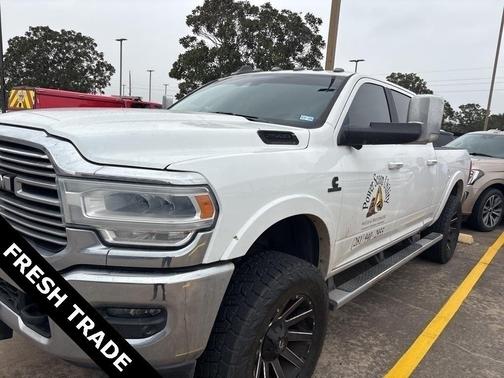 Bright White Clearcoat 2019 RAM 2500 LARAMIE Truck