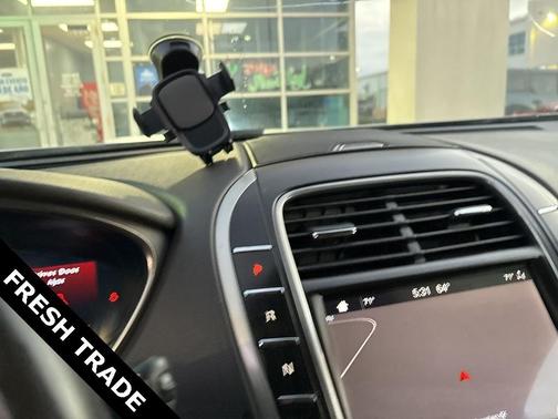 2019 Lincoln Nautilus Select